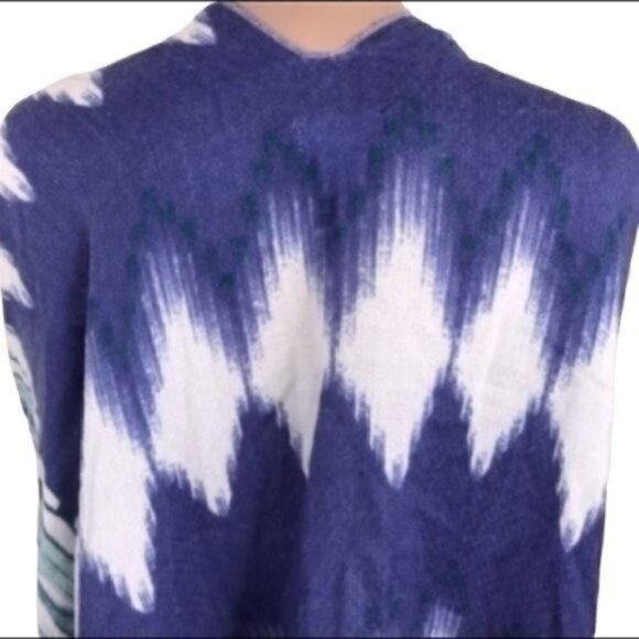 Sole Society Shawl Poncho Sweater Blanket One Size - Picture 4 of 6